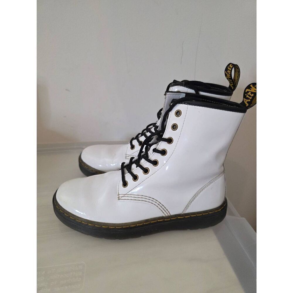 Doc Martens White Zavala Patent Combat Boot Lace Up Men's 7 Women's 8